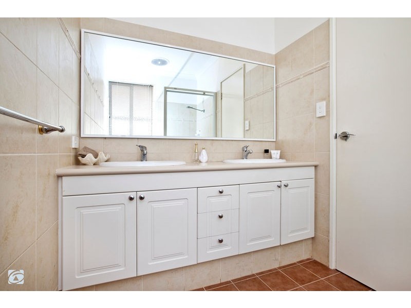 10 Giudice Way, Yangebup WA 6164