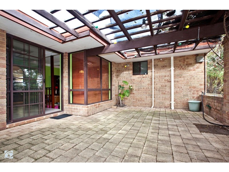 12 Foxon Road, Bibra Lake WA 6163