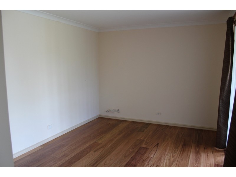 4 Briggs Street, South Lake WA 6164