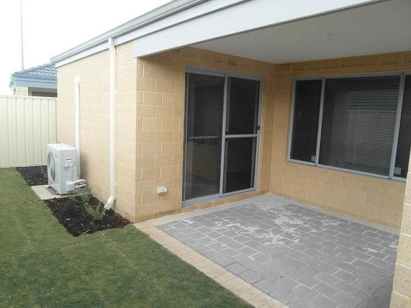 4/31 Peppermint Gardens, Aubin Grove WA 6164