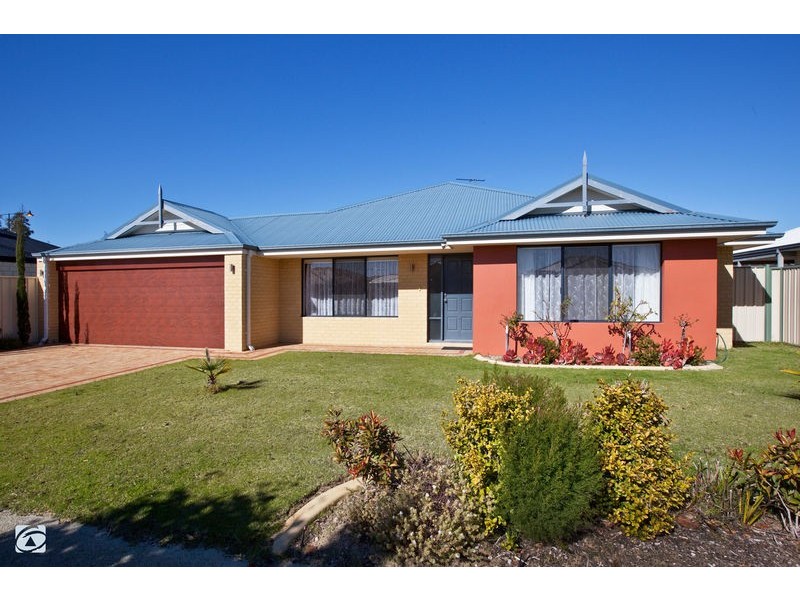 3 Goulburn Approach, Hammond Park WA 6164