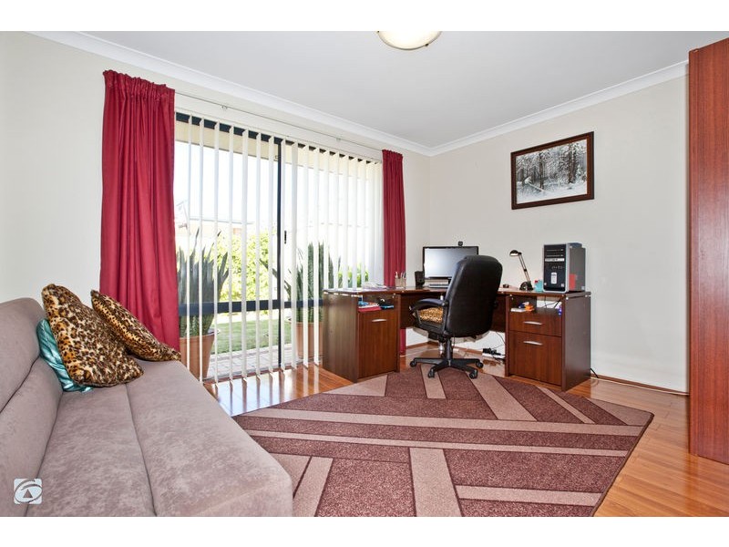 3 Goulburn Approach, Hammond Park WA 6164