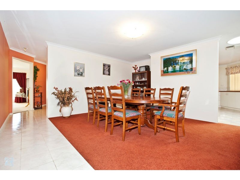 18 Dorrigo Way, South Lake WA 6164