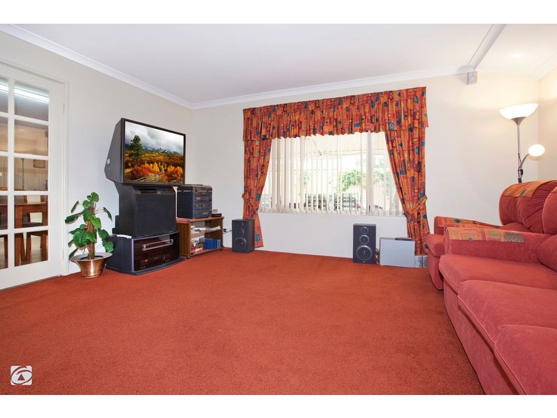 18 Dorrigo Way, South Lake WA 6164