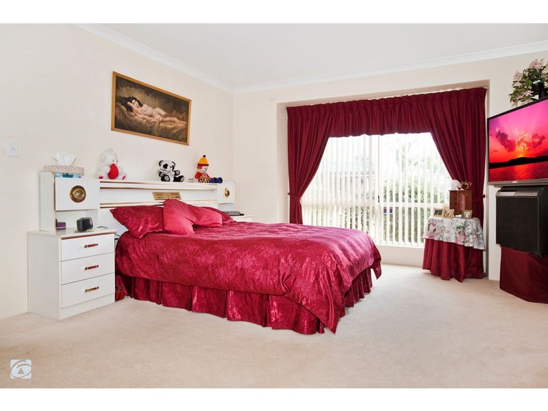 18 Dorrigo Way, South Lake WA 6164