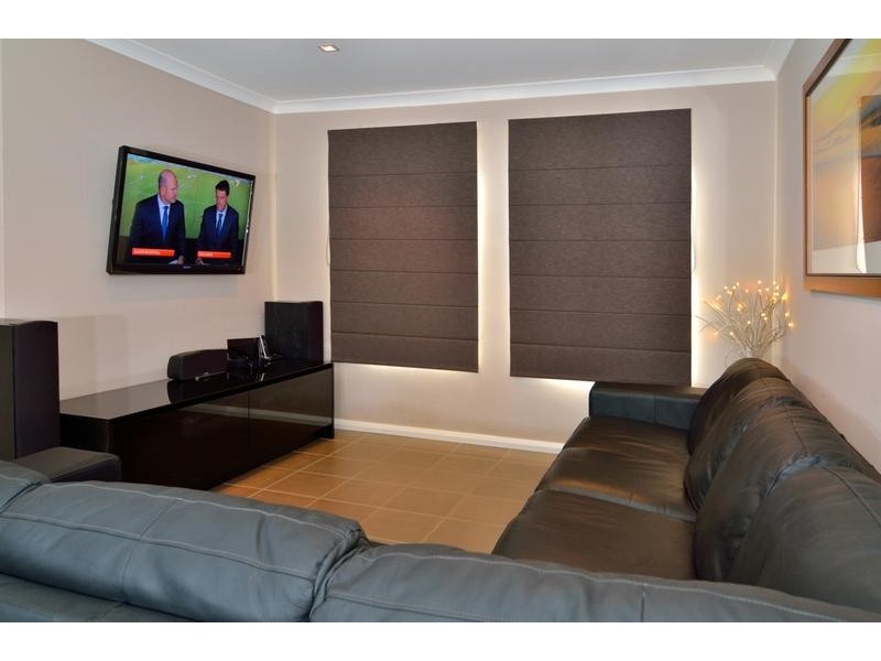 1/3 Peppermint Gardens, Aubin Grove WA 6164