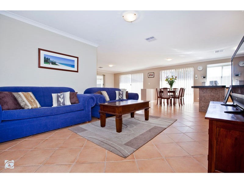 28 Waitch Loop, Beeliar WA 6164