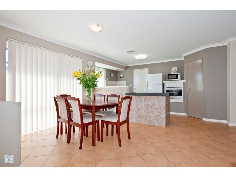 28 Waitch Loop, Beeliar WA 6164