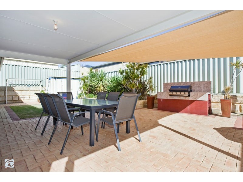 28 Waitch Loop, Beeliar WA 6164