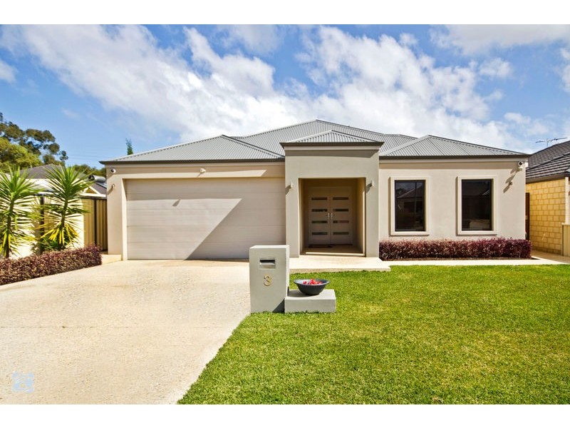 3 Tarwhine Close, South Lake WA 6164