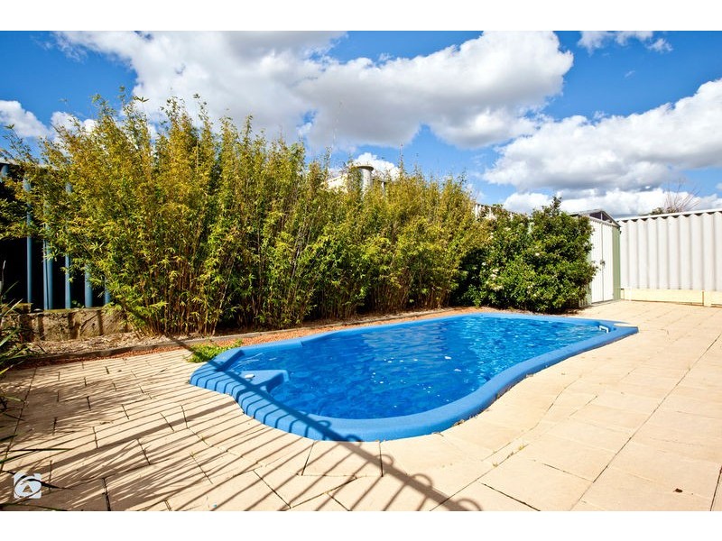 18 Wambiri Close, South Lake WA 6164