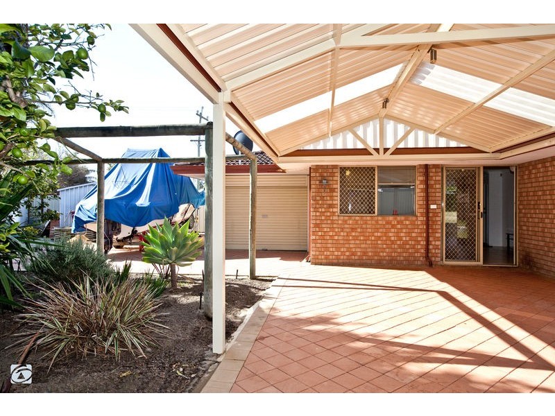 37 Willshire Way, Yangebup WA 6164