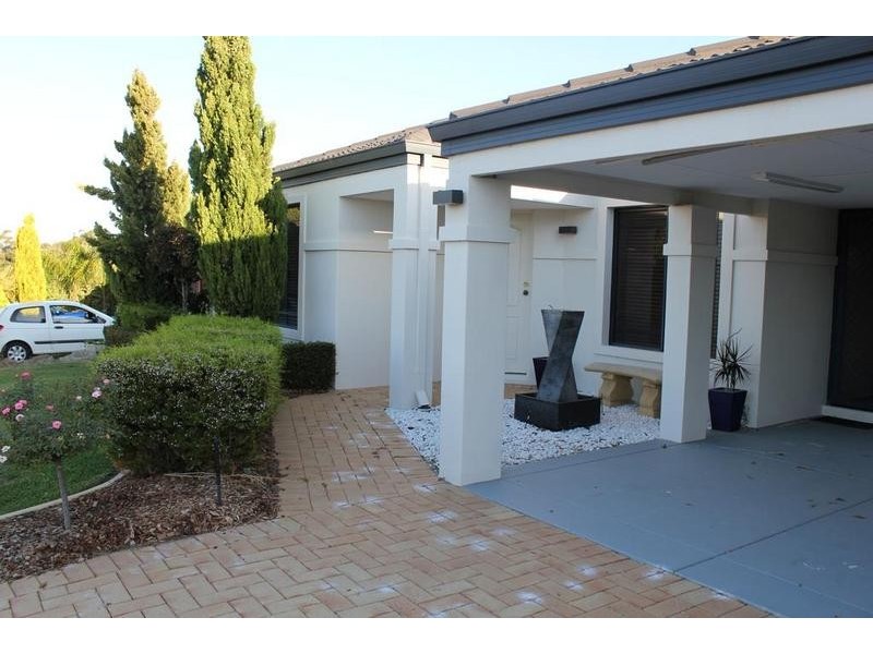 15 Nasturtium Gardens, Beeliar WA 6164