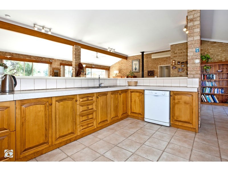 31 Wilga Court, Banjup WA 6164