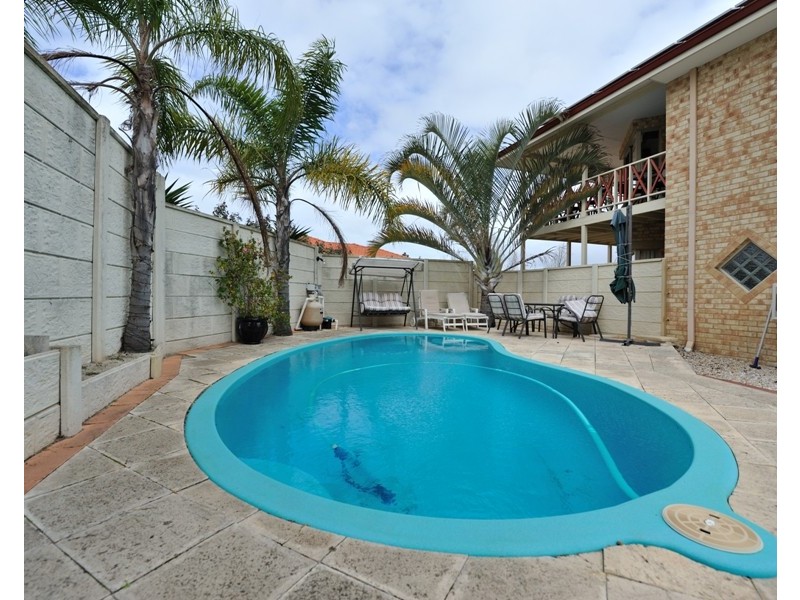 99 Glen Iris Drive, Jandakot WA 6164