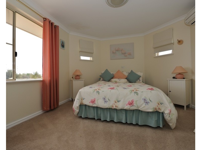 99 Glen Iris Drive, Jandakot WA 6164