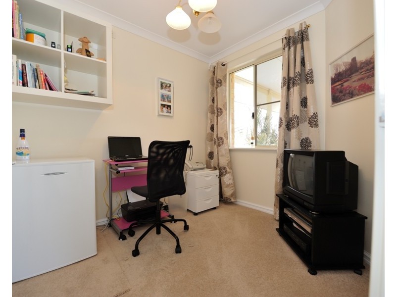 99 Glen Iris Drive, Jandakot WA 6164