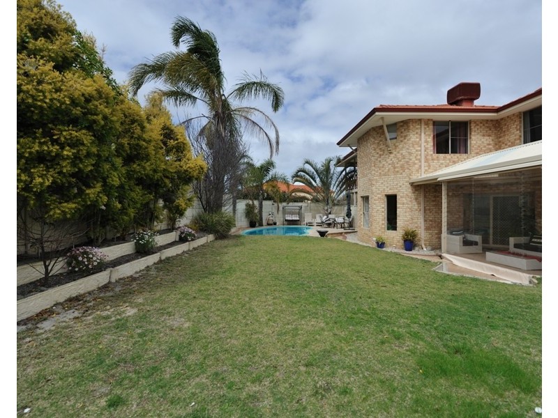 99 Glen Iris Drive, Jandakot WA 6164