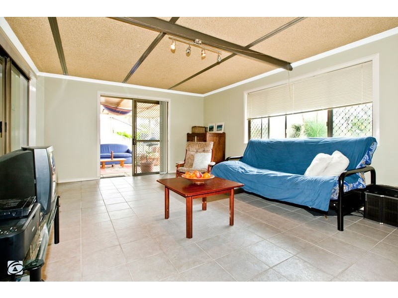 99 Marvell Ave, Munster WA 6166