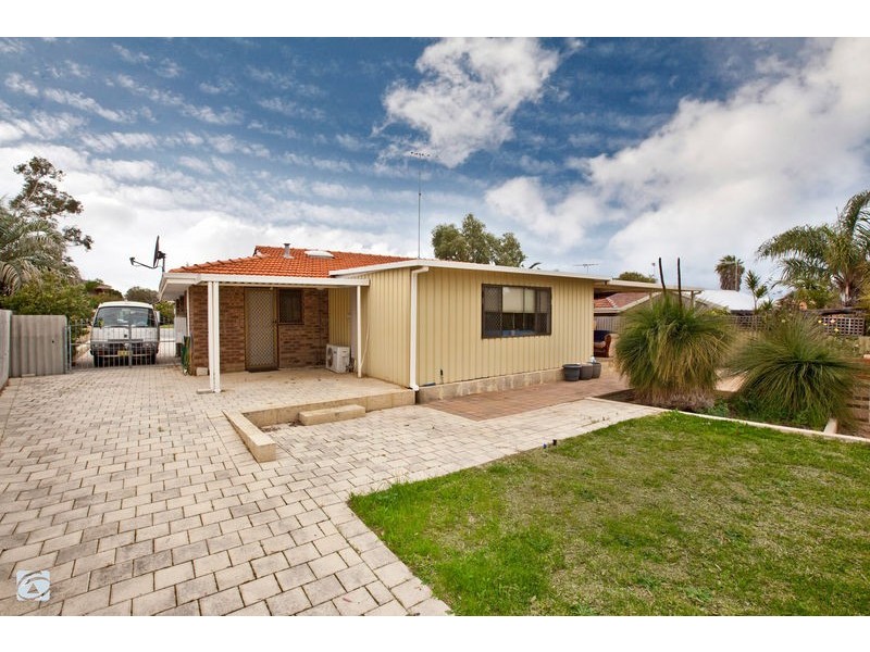 99 Marvell Ave, Munster WA 6166