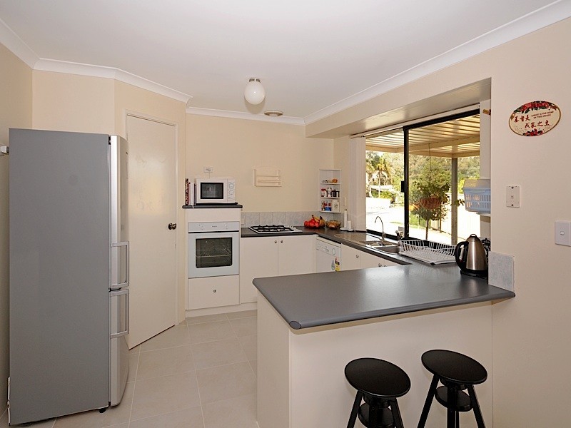 24a Corringle Grove, South Lake WA 6164