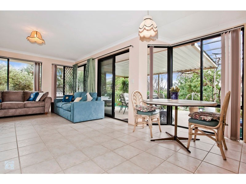 6 Enright Circuit, Beeliar WA 6164