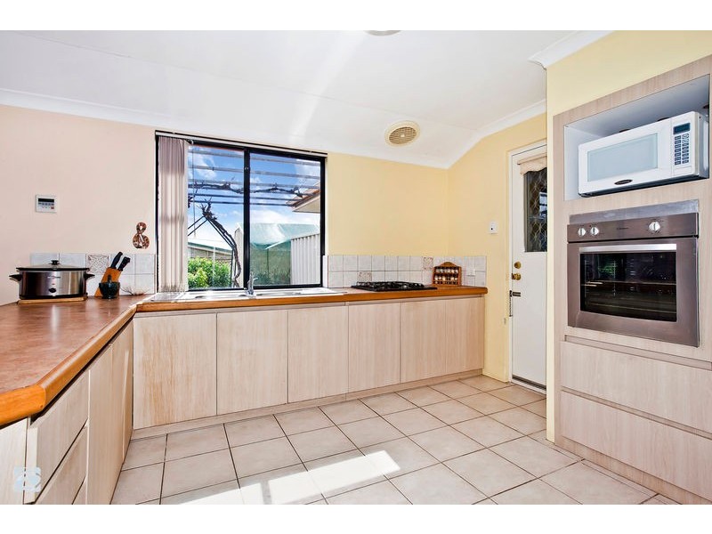 6 Enright Circuit, Beeliar WA 6164