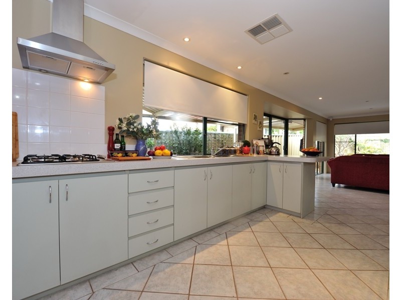 22 Suntree Mews, Beeliar WA 6164