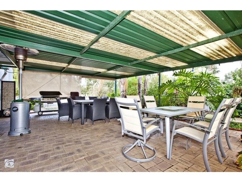 264 Yangebup Road, Yangebup WA 6164