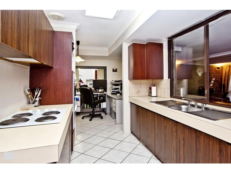 264 Yangebup Road, Yangebup WA 6164