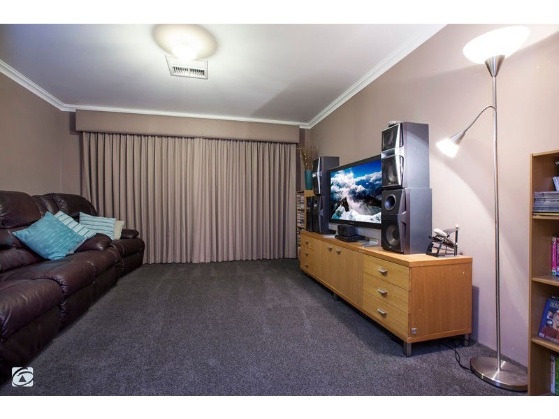 12 Sparrowhawk View, Beeliar WA 6164