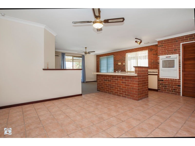 9 Beebin Place, Yangebup WA 6164