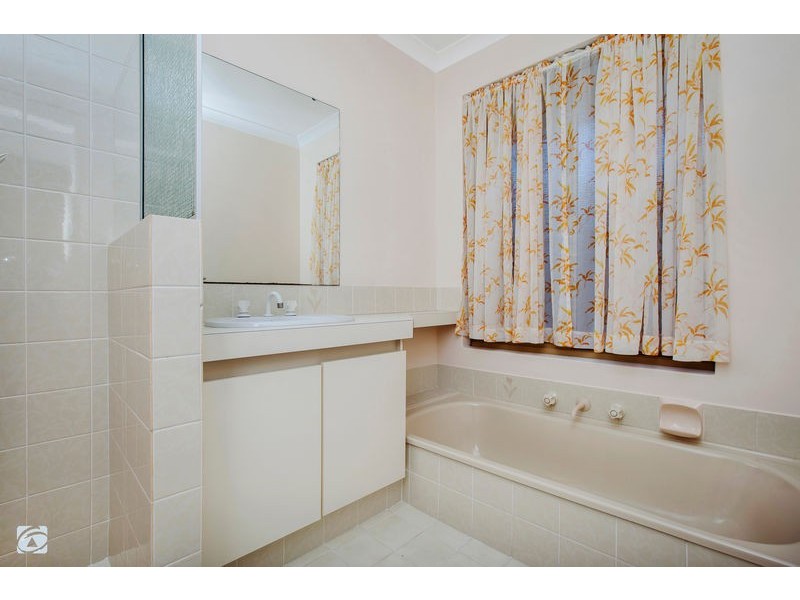 9 Beebin Place, Yangebup WA 6164