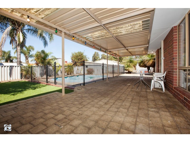 9 Beebin Place, Yangebup WA 6164