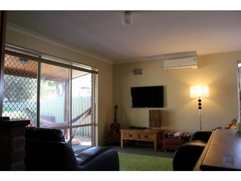 10 Tuart Place, Yangebup WA 6164