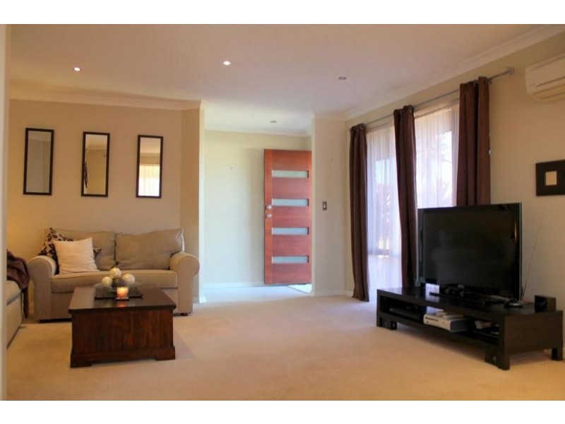 28 Torenia Way, Yangebup WA 6164