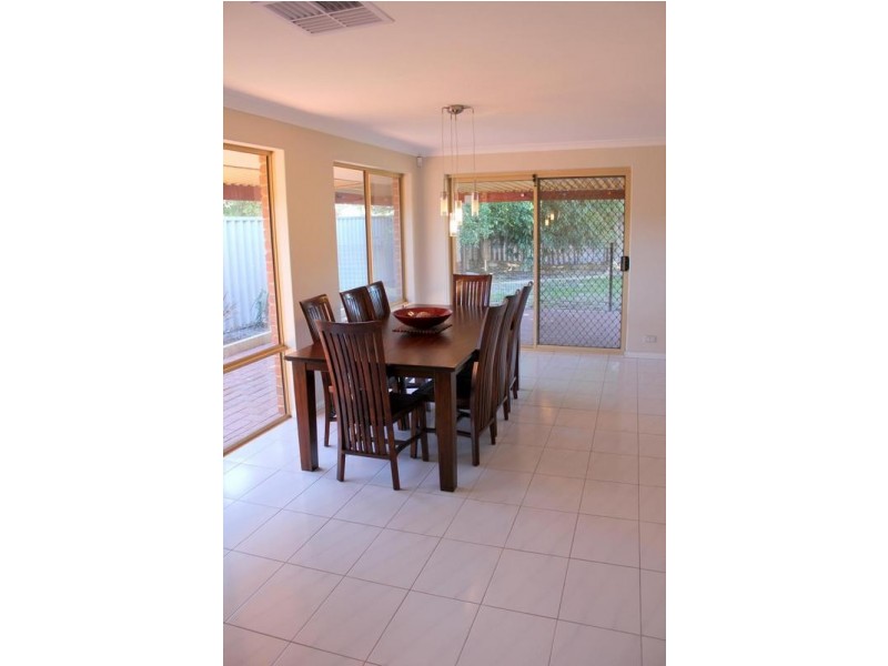 28 Torenia Way, Yangebup WA 6164