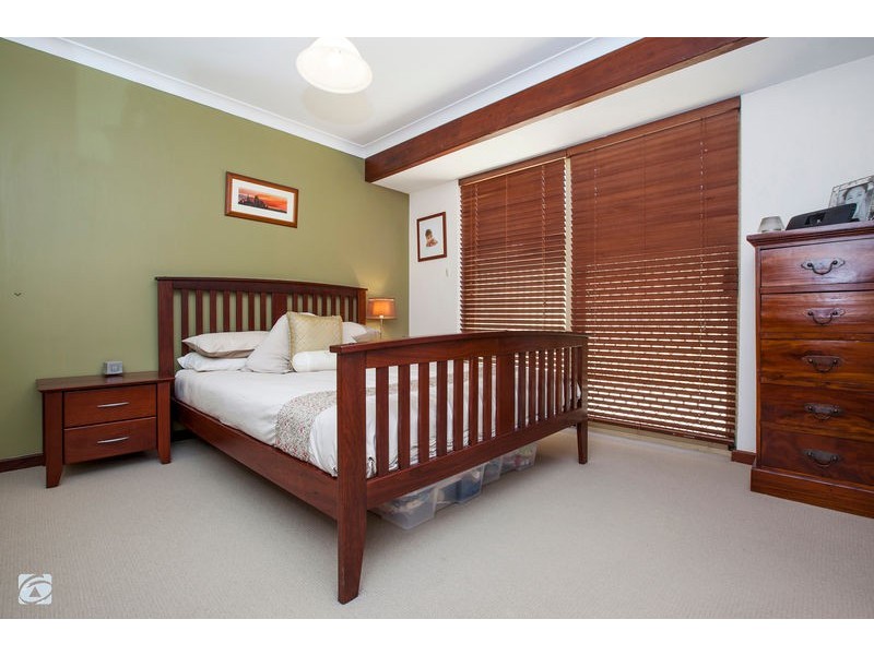 3 Camphor Close, South Lake WA 6164