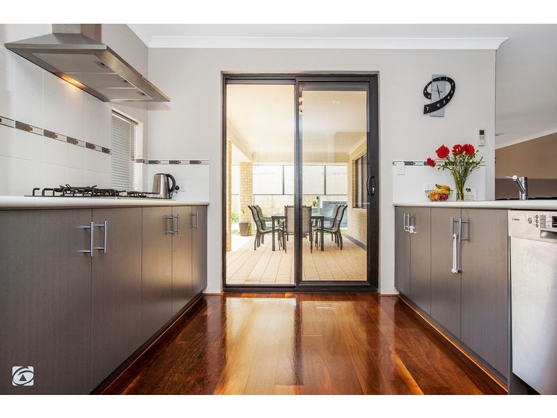 22 Longwood Bend, Aubin Grove WA 6164