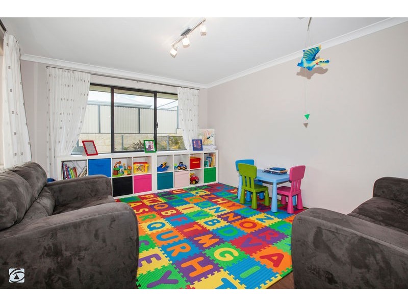22 Longwood Bend, Aubin Grove WA 6164