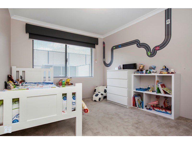 22 Longwood Bend, Aubin Grove WA 6164