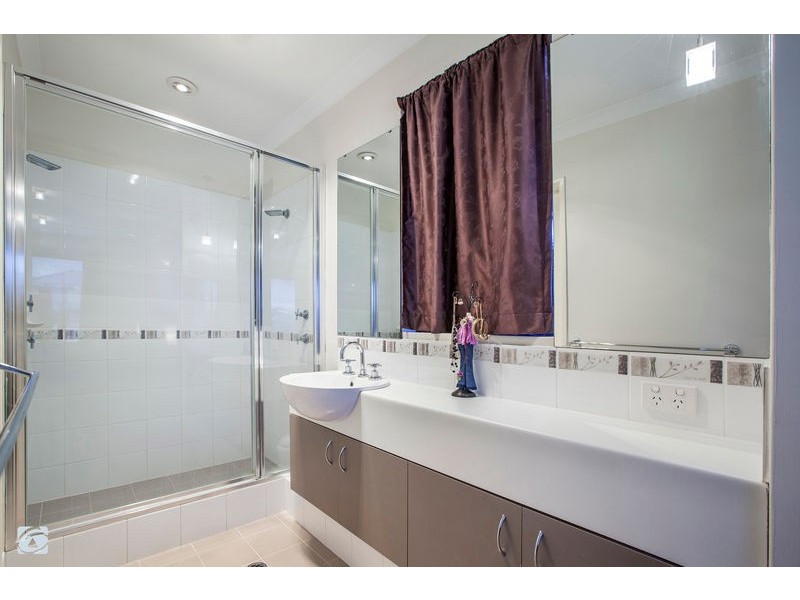 8 Weebill Way, Beeliar WA 6164