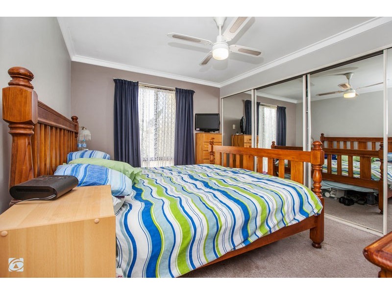 15 Dotterel Way, Yangebup WA 6164