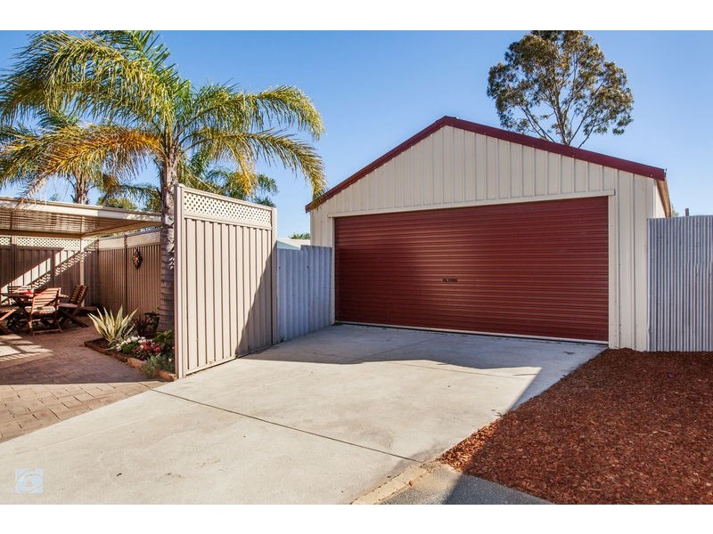 72 Glenbawn Drive, South Lake WA 6164