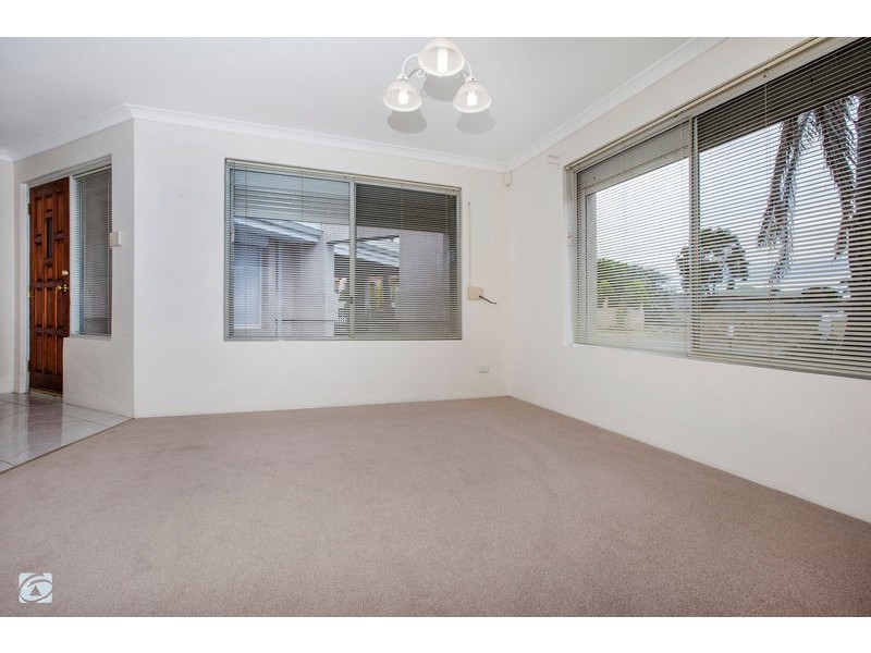 20 Manitoba Place, Success WA 6164