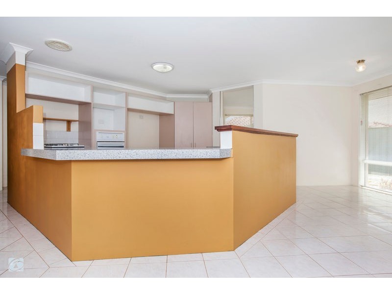 20 Manitoba Place, Success WA 6164