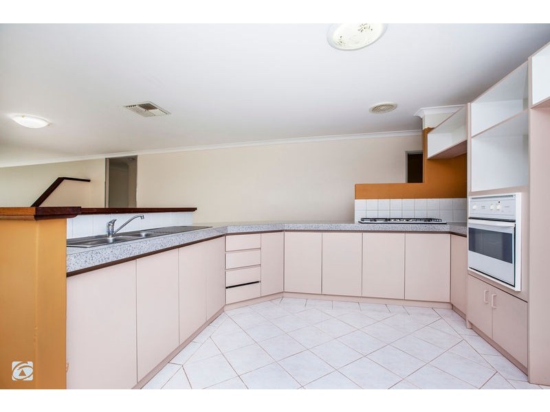 20 Manitoba Place, Success WA 6164