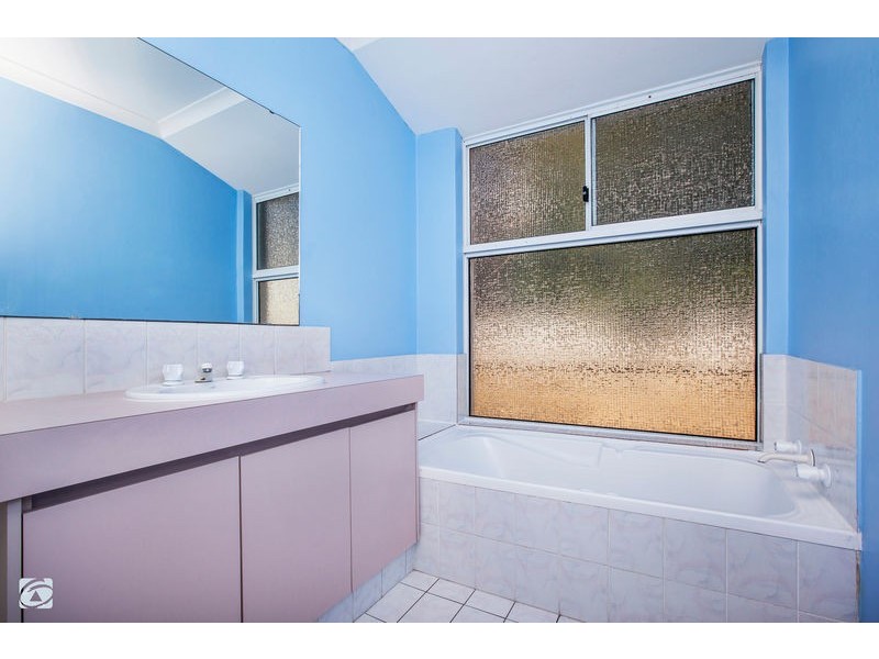 20 Manitoba Place, Success WA 6164