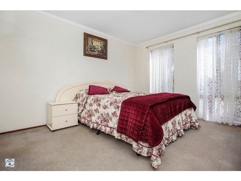 63 Parkway Road, Bibra Lake WA 6163