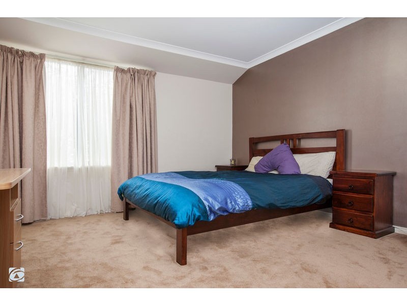 18 Alexandria Follow, Success WA 6164